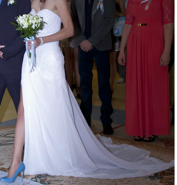 Свадебное платье с разрезом 3