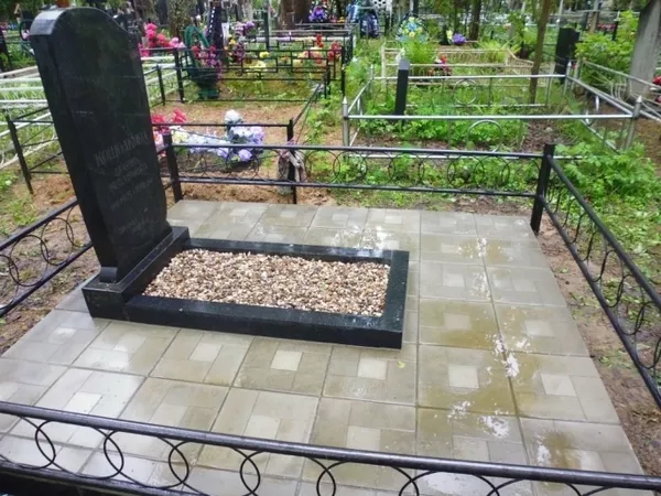 Благоустройство могил, памятник под ключ Новогрудок