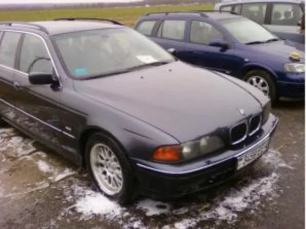 BMW 528,  1998 г.в.,  2, 8 л,  бензин