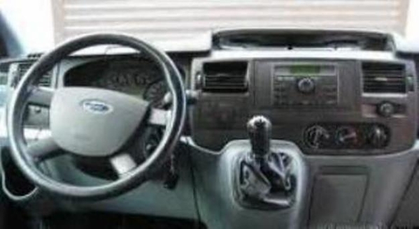 Продам бус Форд Транзит 2006г. фургон.2, 4TDCi,  резина зимняя,  ц/з,  сиг 2
