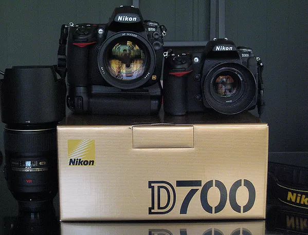Совершенно новый Nikon D90 / Nikon D700 2